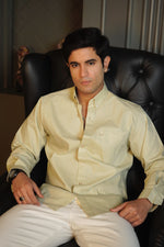 The Essential Oxford - Soft Beige Shirt