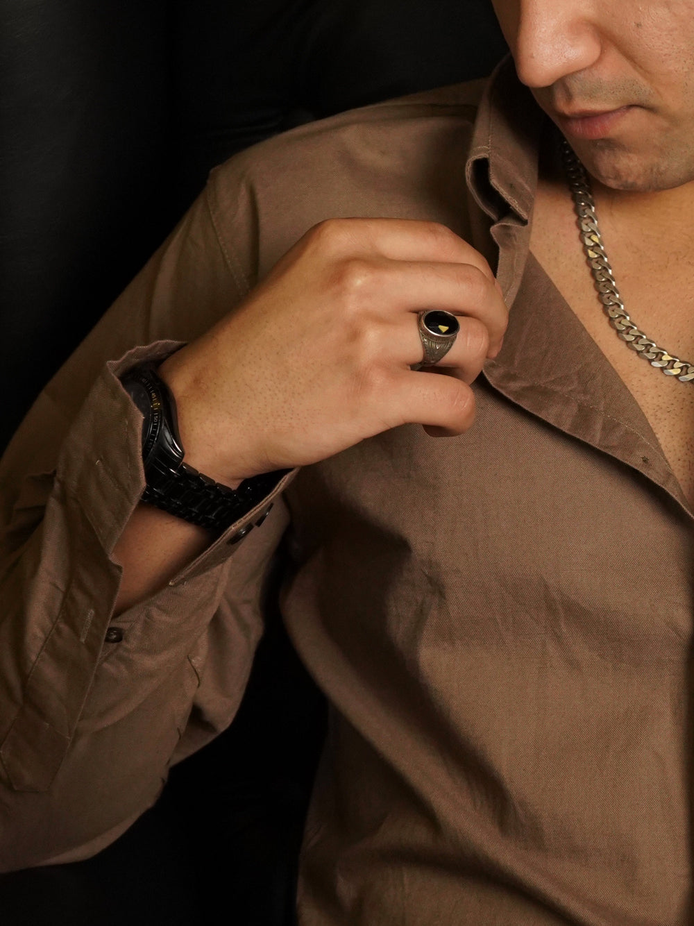 The Essential Oxford - Brown Shirt